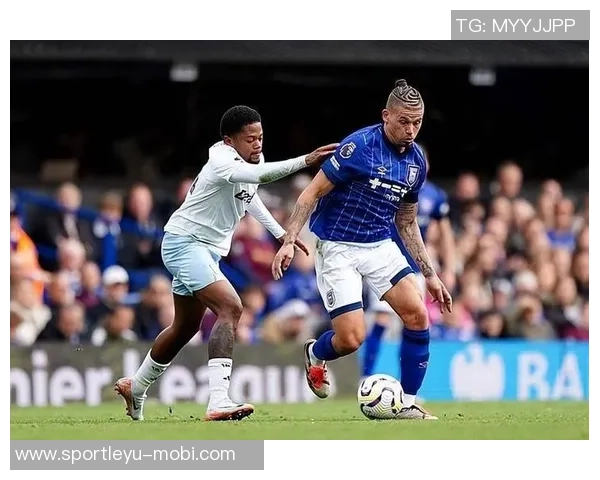 曼城外租菲利普斯面临挑战球员渴望出场时间需对方冒险