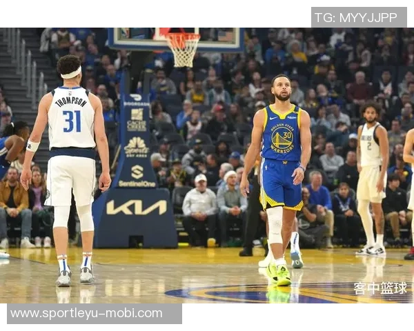 克莱汤普森状态回暖已确认出战今日对快船比赛 克莱汤普森状态回暖已确认出战今日对快船比赛