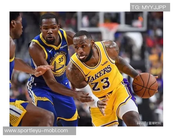 湖凯经典对决再现激情布朗感叹篮球氛围无与伦比 湖凯经典对决再现激情布朗感叹篮球氛围无与伦比